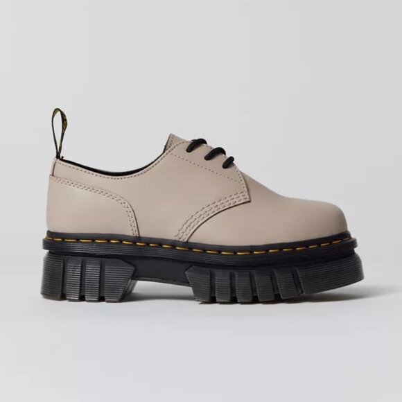 Dr. Martens Audrick 3-Eye Oxford Shoe - Picture 10 of 16